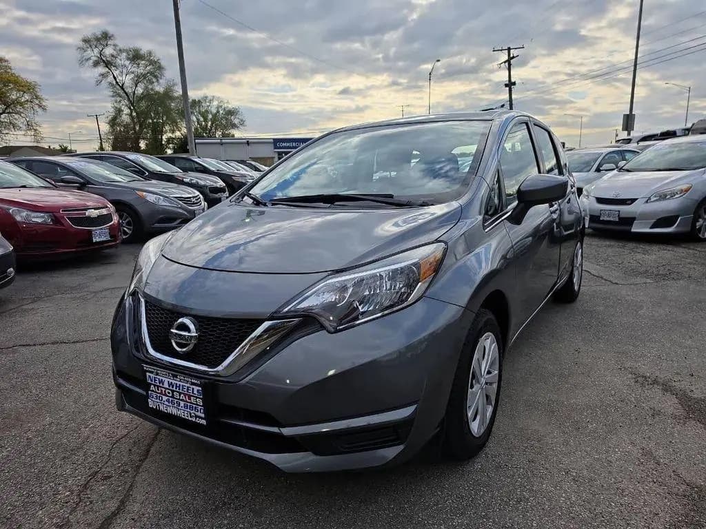 Nissan Versa SV 2018