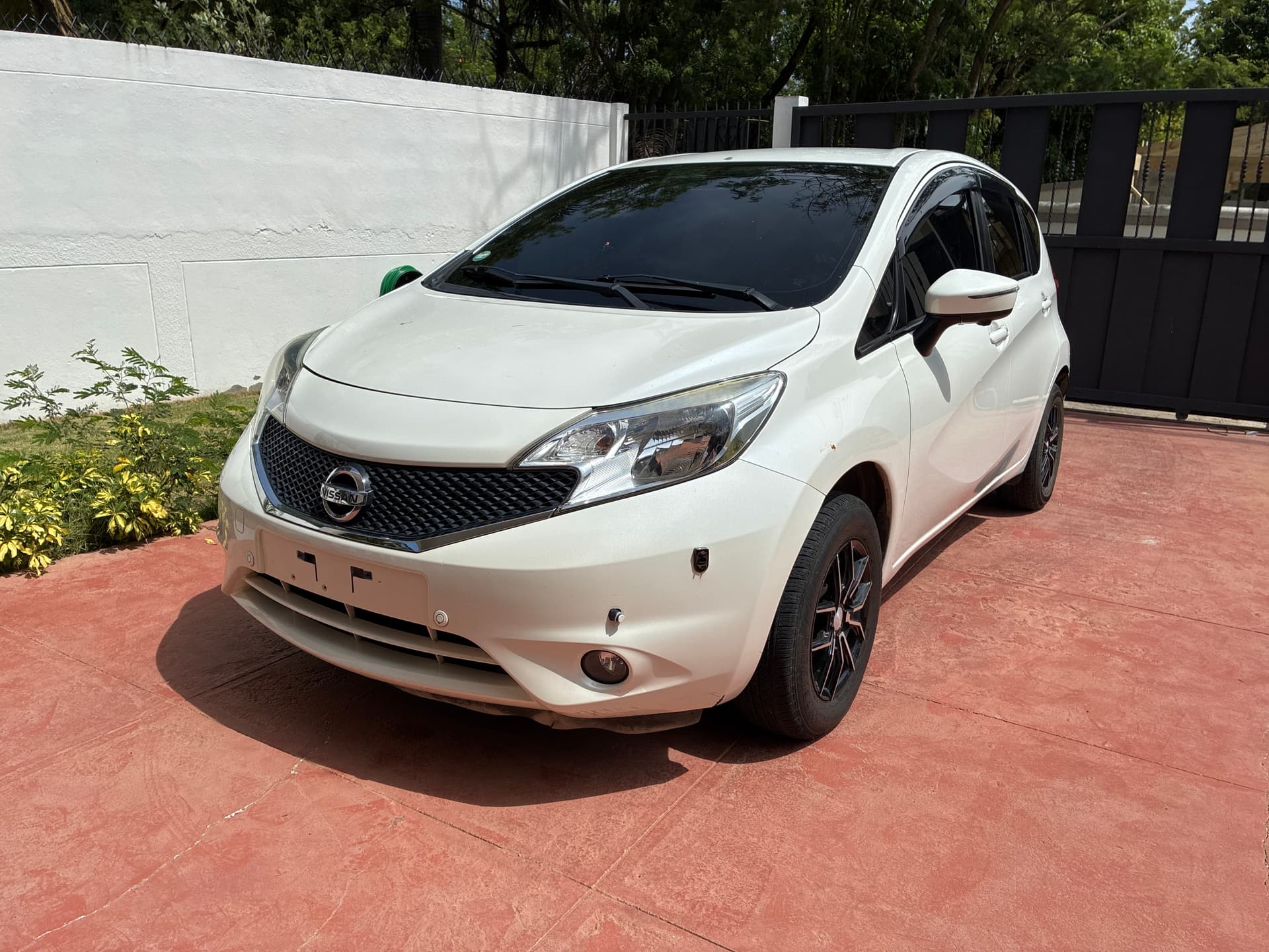Nissan Versa 2015