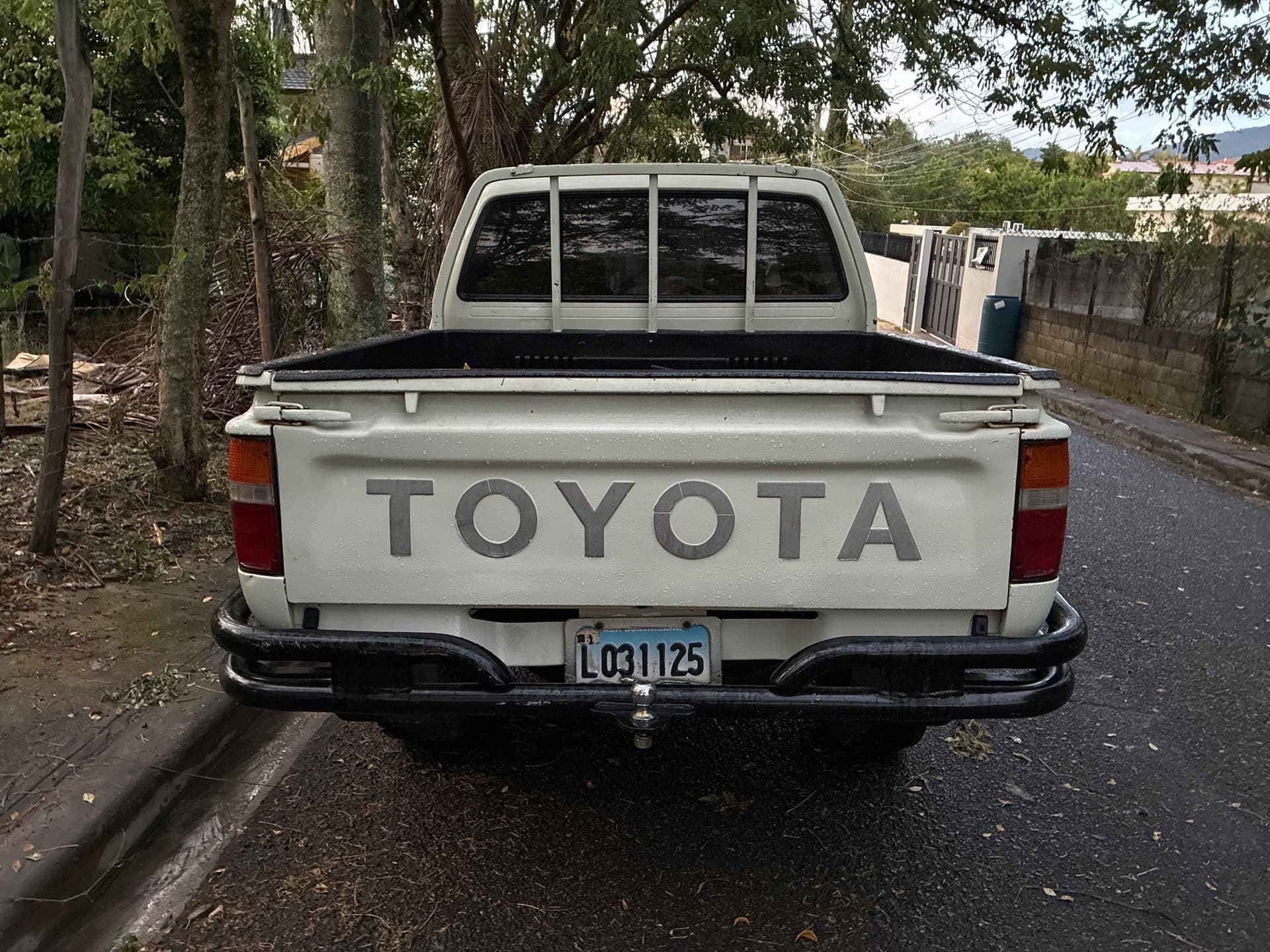 Toyota Hilux 1996 — foto 5